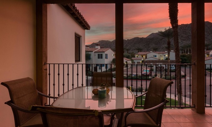 La Quinta Villa | Majestic Mountain Views- 2 private patios- 2 bed/2 bath sleeps 6- 064225