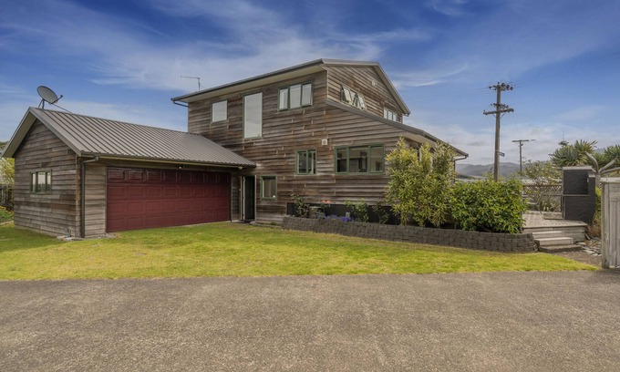 Tairua House | Manaia Magic - Tairua Holiday Home