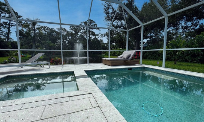 Englewood House | Manasota Beach House, heated private Pool/Spa, Pet friendly, 1 Miles to Beach