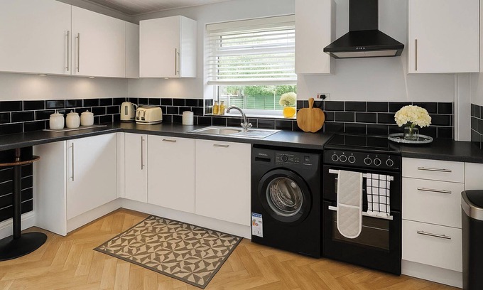 Droylsden House | Manchester Hideaway on Shrewsbury Road