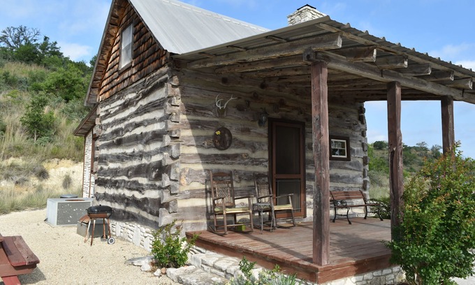Doss Cabin | Maner Log Cabin romantic private log cabin away from it all, amazing views