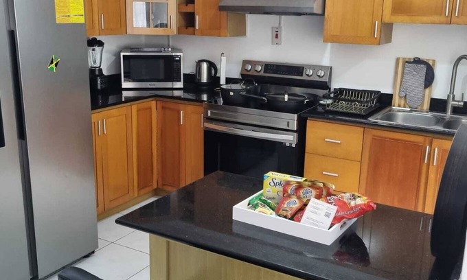 Mango Walk House | Mango Retreat in Mango Walk Country Club.Entire house with pool in Montego Bay