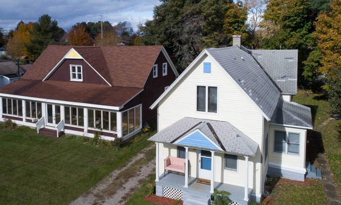 Manistee House | Manistee House < 1 Mile from Lake Michigan!