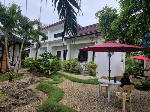 Looc Hotel | Mannah Garden Staycation Place