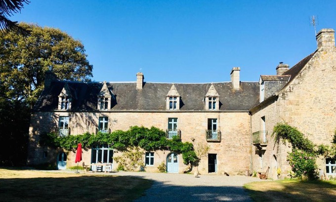 Saint-Nicolas-du-Pelem Bed & Breakfast | manoir de botcol