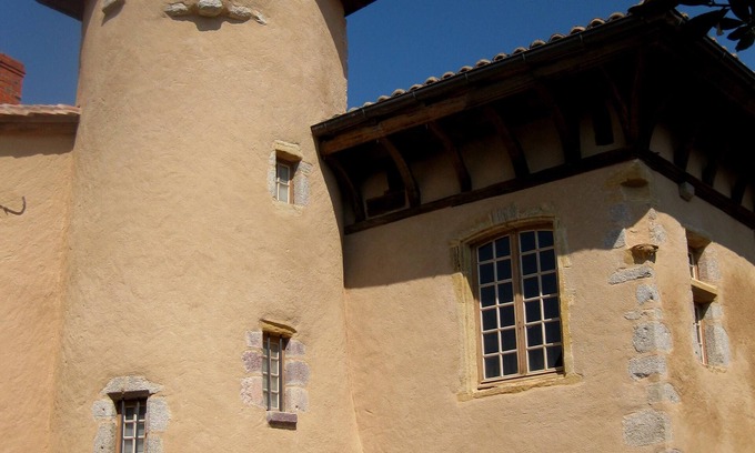 Saint-Haon-le-Chatel House | Manoir in the heart of a charming village
