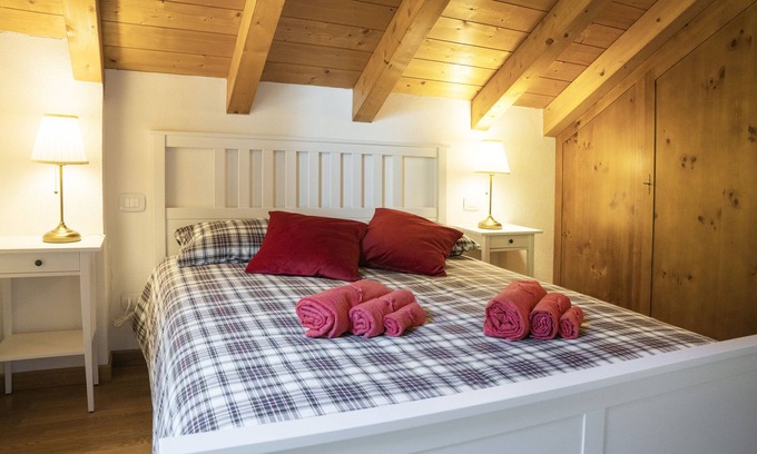 Santo Stefano dʼAveto Apartment | Mansarda Villa Adele