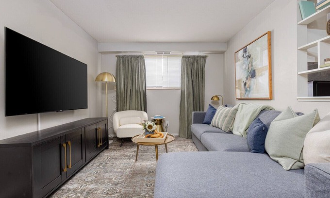 Maple Heights Apartment | Maple Heights - Libby Unit 1