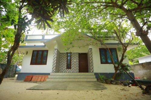 Cherthala House | Marari stella vich villa Homestay