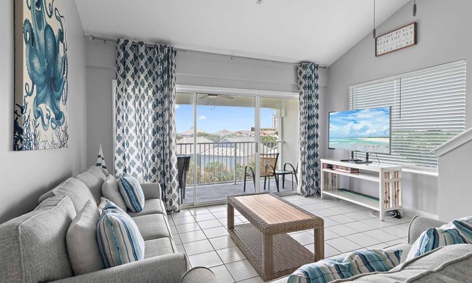 Miramar Beach Condo | Maravilla 4412 3 bed/2 Bath Pet Friendly Condo Beach service in Season!