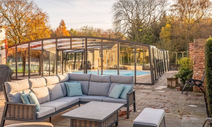 King's Lynn House | Margaretta House and The Pool House , Clenchwarton, Norfolk