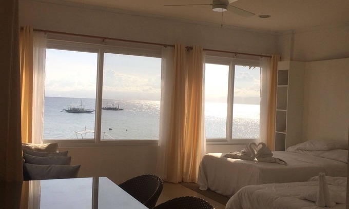 Moalboal Apartment | Mariana Guesthouse 1 in Panagsama Beach