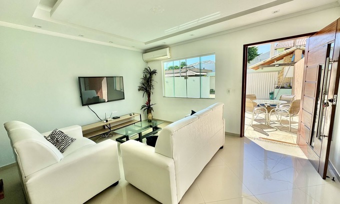 Cabo Frio House | MARIE'S SEASONAL HOUSE YOUR BEACH HOUSE IN THE MOST BEAUTIFUL REGION IN BRAZIL!