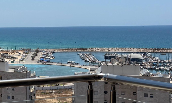 Ashdod Apartment | MARINA LUXURY APARTMENT WITH TERRACE EXCEPTIONAL SEA VIEW BEACH 3 MN