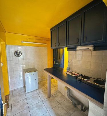 Lolo Bouenguidi House | Marina PORT GENTIL
