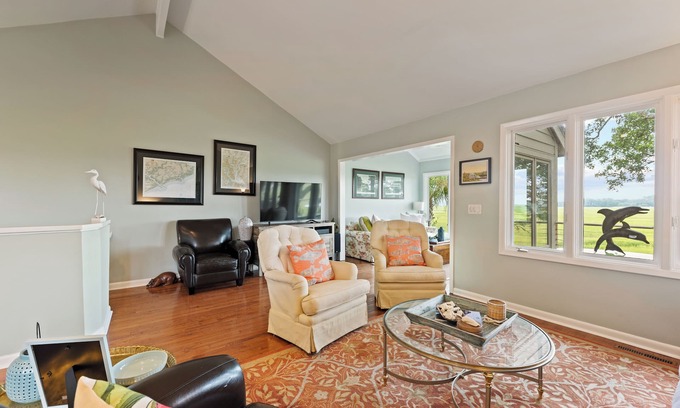Seabrook Island House | Marsh View Creekwatch Villa! 2 BR/2.5 BA! Neighborhood Pool! Amenity Cards!