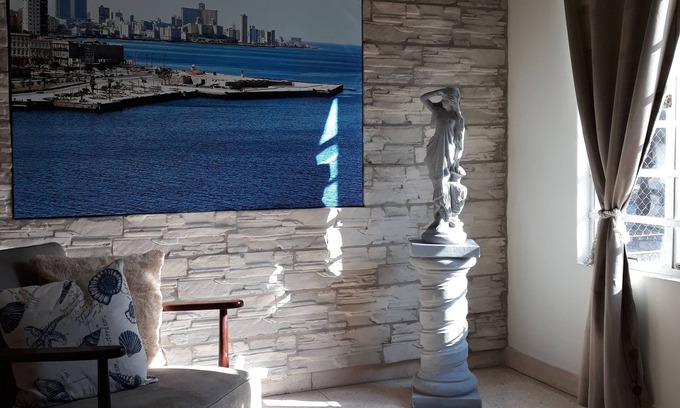 El Vedado House | Marta's House - Adults Only