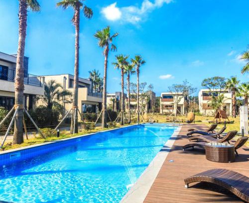 Jongdal-ri Villa | Marvillrick Spa & Poolvilla