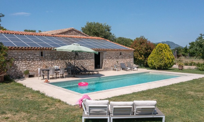 Viols-en-Laval Villa | Mas de l'Avit – Vacation villa near Montpellier with pool, view and enclosed garden
