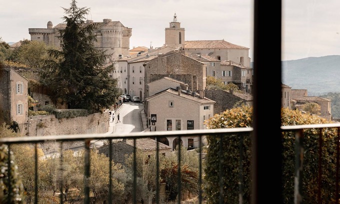 Gordes Hotel | Mas des Romarins, The Originals Relais