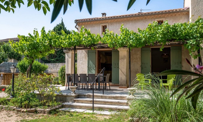 Graveson House | Mas Lou Pitchoun: Exceptional Villa between the Alpilles and Avignon