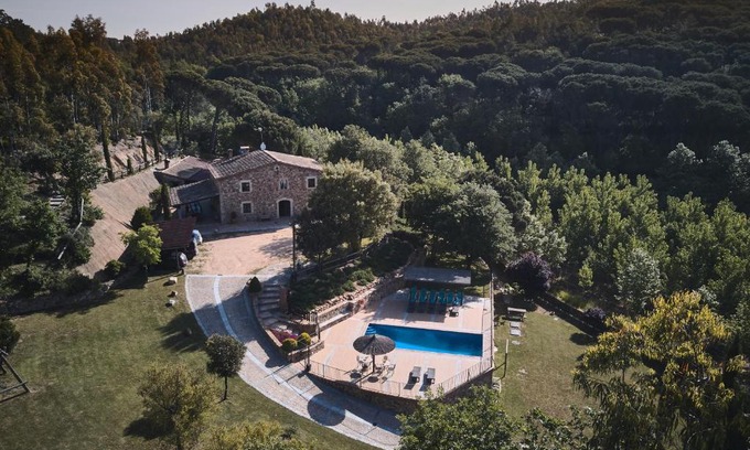 Riudarenes House | Masia Rural Can Salarichs
