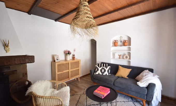 Les Baumettes House | MASSALIA FINCA, BUCOLIC HOME