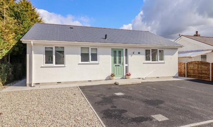 Llanycil House | Mawnog Fach