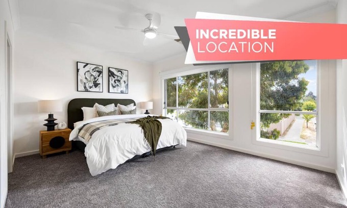 Mawson Lakes Apartment | Mawson Lakes Retreat - 3BR, Wifi, Parking