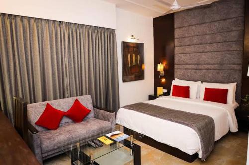 Bogra Hotel | Mayabi Palace Inn Hotel Bogura