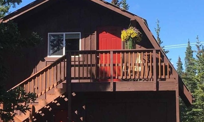 McKinley Park Apartment | McKinley Creekside Cabins & Cafe'-The Carlo Loft