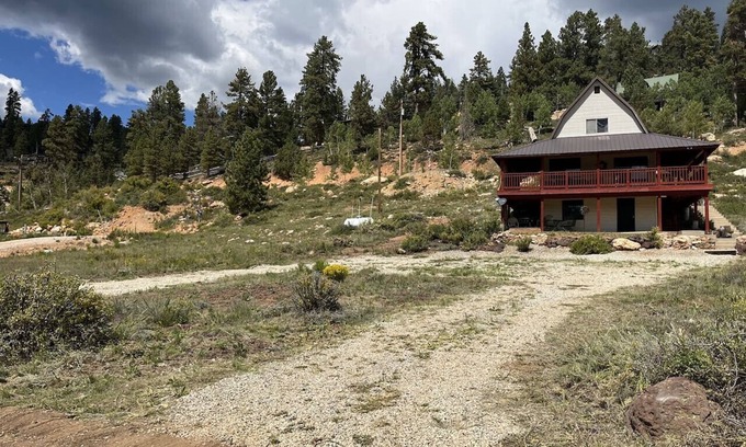 Duck Creek Village Cabin | Meadow View Sanctuary