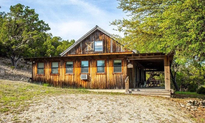 Medina House | Medina Mountain Retreat
