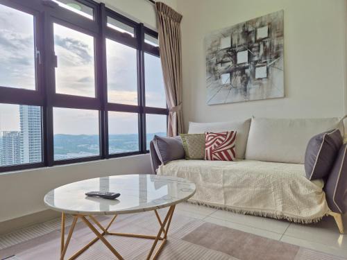 Medini Apartment | Medini Family suites for 3 pax - Next to Legoland