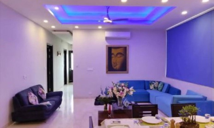 DLF City Apartment | Meera Suites @ DLF 2 - Suite 5