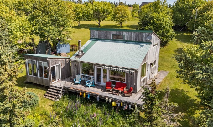 Souris House | Megvy - Oceanfront Property with Beach Access