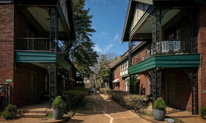 Central Midtown Apartment | Memphis Belvedere Suites