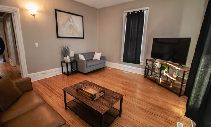 Observation Hill Condo | Mesaba Place 1A | Historic Condo