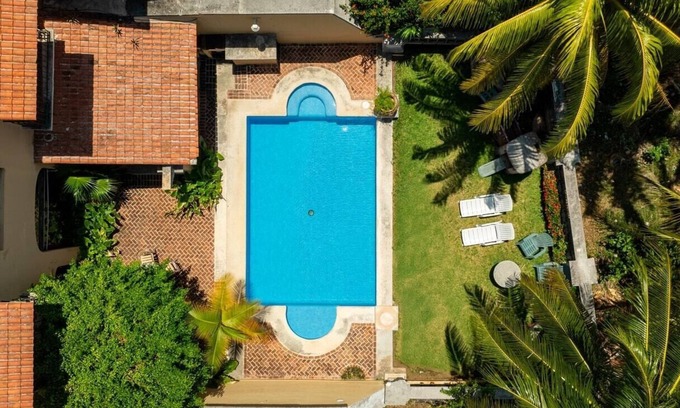 Punta Cancun Villa | Mexican Style House in the Hotel Zone w/Priv Pool