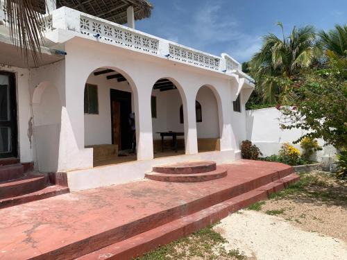Jambiani House | Mfumbwi Holiday Home