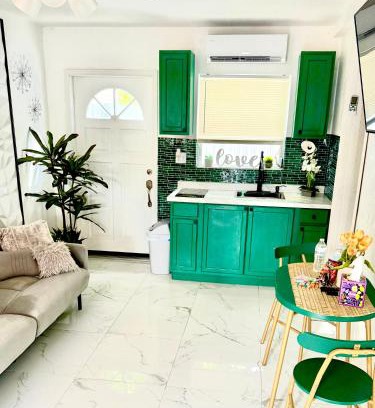 Miami Gardens Apartment | Miami Gardens Comfort Suite by Hard Rock Stadium