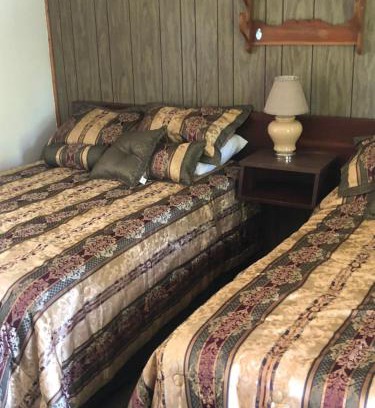 East Durham Hotel | Michael Dee's Motel