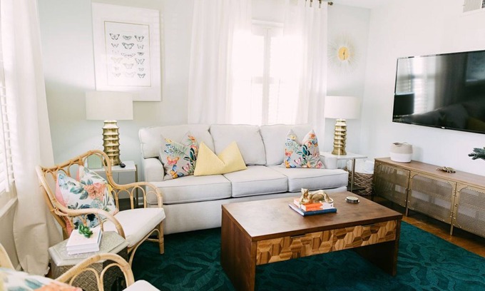 East Memphis Condo | Michelle's Opalhouse Garden by Pettigrew Adventures