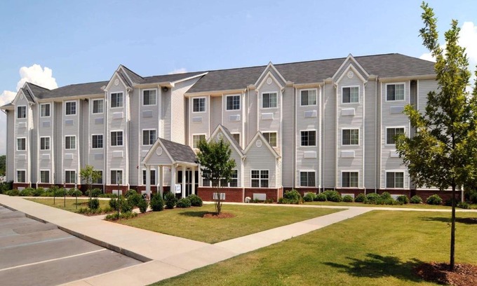 Normal Hotel | Microtel Inn & Suites by Wyndham Huntsville