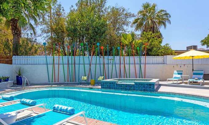 Magnesia Falls Cove House | Mid Century Cool - Rancho Mirage Home