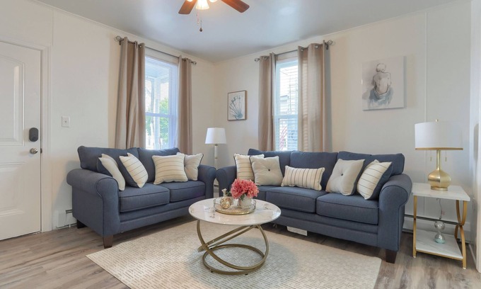 Hummelstown House | Mid term rental - Ideal Stay for professional travelers - Cozy Townhouse