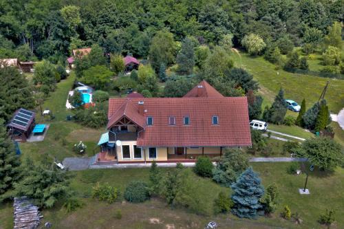 Oriszentpeter House | Mihály Kulcsos Vendeghaz