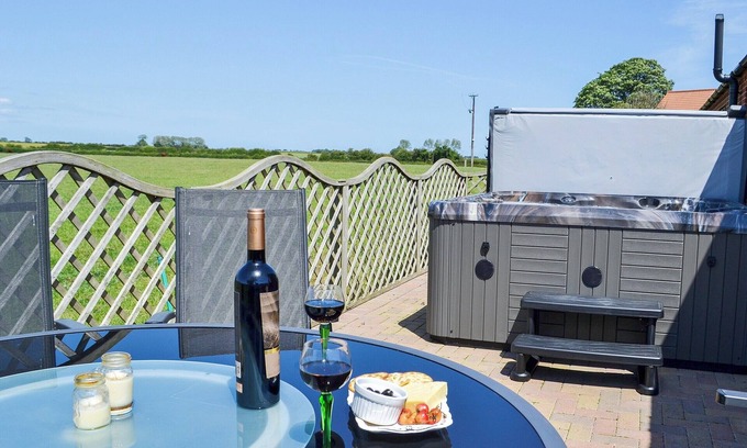 Skegness House | Mill Stone Cottage - E5423