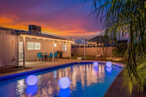 Chandler House | Mini Golf Fire Pit Pool Game Room