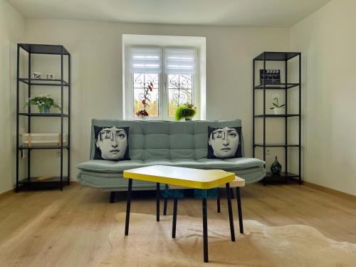 Karlovy Vary Apartment | Mint Apartment